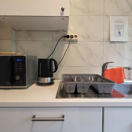 Private Guestroom Messe ホームステイ